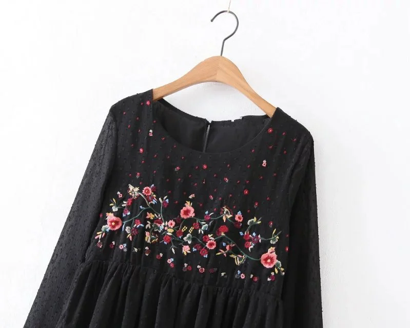 2017 new spring women vintage flower embroidery mesh blouses shirts retro black white colors back hole casual slim blusas S-L |