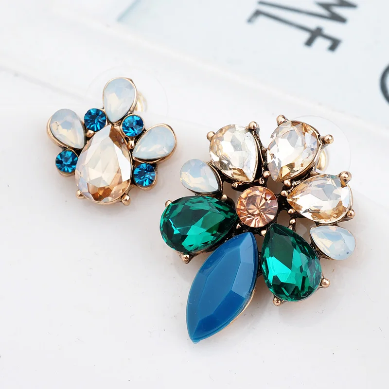 Vintage Punk Style Fashion Flower Stud Earrings Golden Crystal Diamante Women Asymmetry Gifts for Girls 2018 New | Украшения и