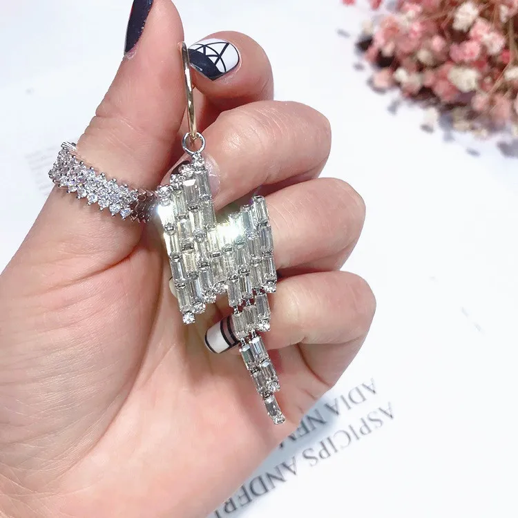 Молния кисточкой CZ серьги 925 серебро пост гипоаллергенный fadeless Мода украшение