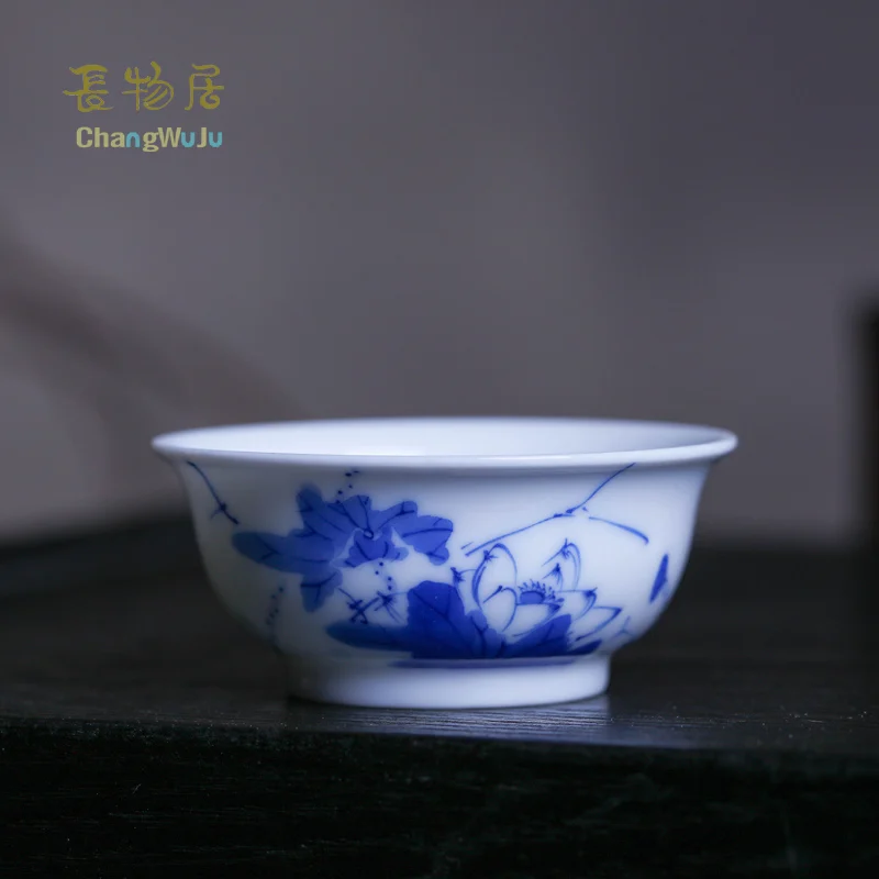 

Changwuju in Jingdezhen Cups & Saucers Eco-Friendly the handmade blue and white Kung-Fu tea infuser cup bowl for host use