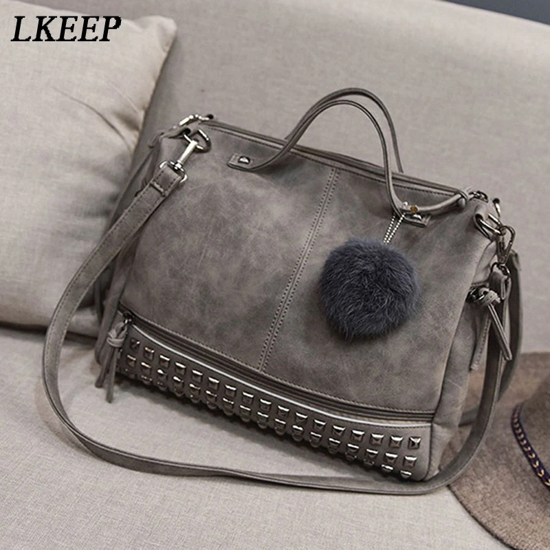 Женская винтажная сумка мессенджер из нубука с заклепками большие сумки на плечо