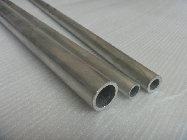 Ала трубы. Труба алюминиевая диаметр 25мм (3м) (ctr11-al-025-3). Алюминиевая трубка 17мм. Алюминиевая трубка трубка 25мм. Трубка алюм 30 мм.