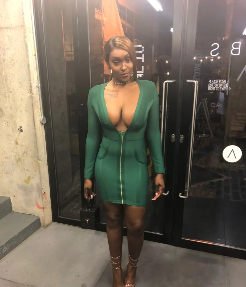 2019 Новое модное женское сексуальное платье с глубоким v-образным вырезом на