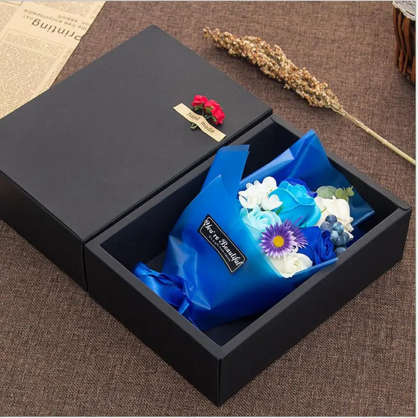 Artificial rose New Valentine's day gift 11 bouquet soap flower box | Дом и сад