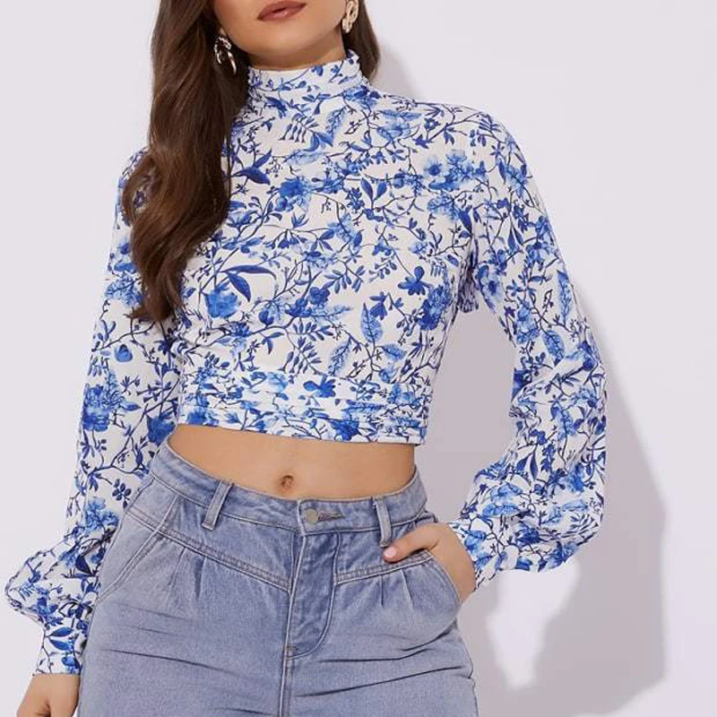 Женская блузка с рюшами на шнуровке и открытой спиной уличная цветочным принтом