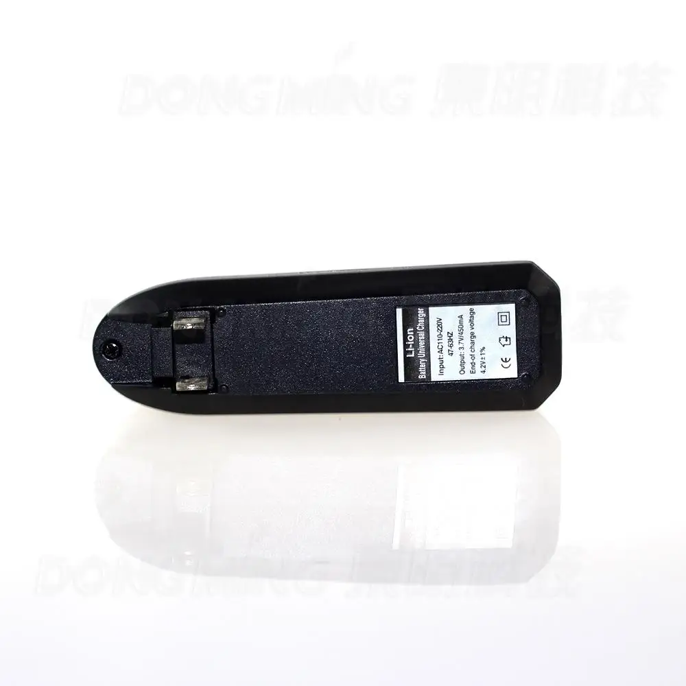 Автомобильное настенное зарядное устройство для дома 110 220 в перем. Тока 1 шт.