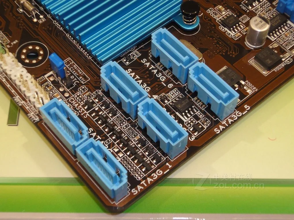 Материнская плата Asus M4A88T-M LE 880G Socket AM3 DDR3 16G для Phenom II/Athlon II/Sempron 100 uATX оригинальная б/у материнская плата