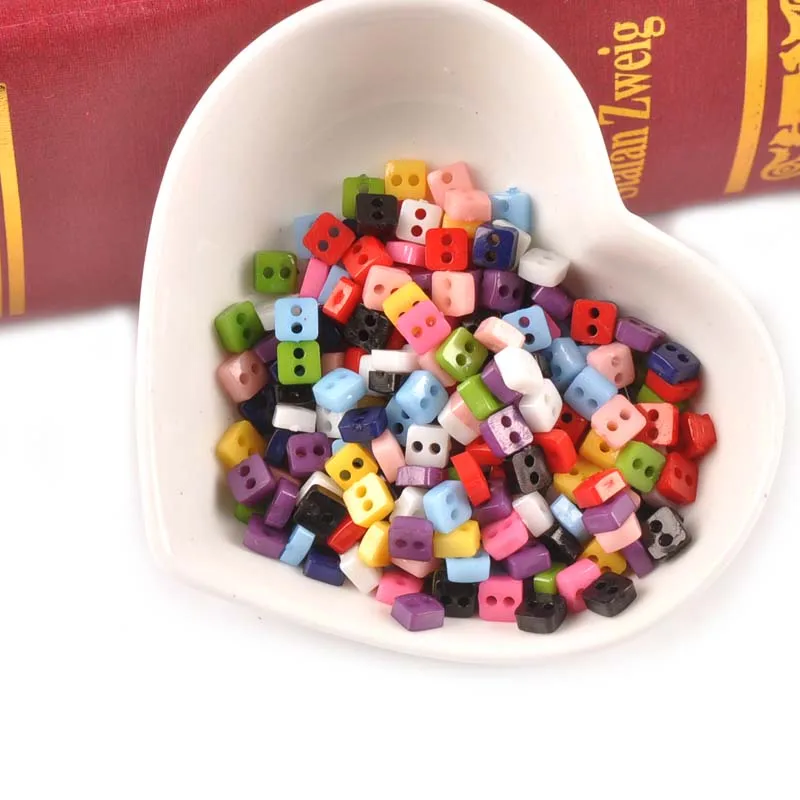 2 Около 6 мм, 100 шт, модные мини-кнопки из смолы смешанной формы для шитья одежды ручной работы, аксессуары для одежды M0988 - Цвет: 2