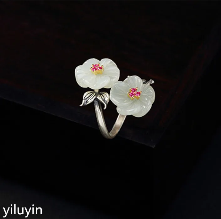 

KJJEAXCMY Boutique jewelry S925 pure silver natural Hetian jade white mosaic double head plum blossom lady high-end ring