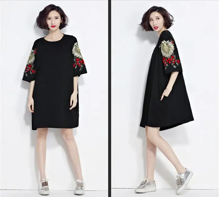 Свободные платья-футболки черный халат высокого качества Модные с цветочной