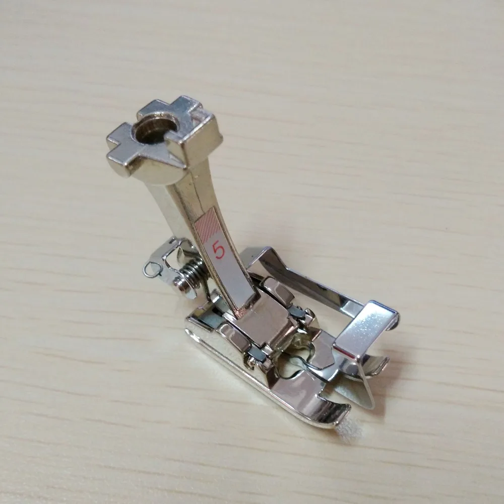 

Прижимная лапка Bernina BlindstitchNew Style #0084497000 5N