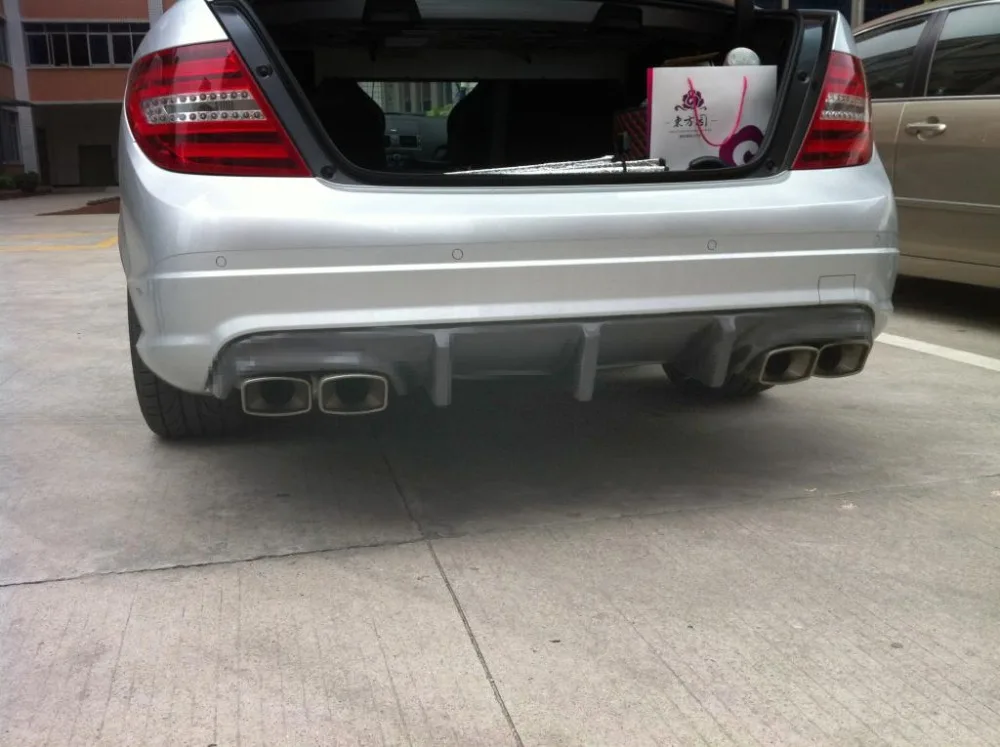 W204 углеродного волокна заднего бампера Диффузор спойлер для Mercedes Benz C-Class W204 C63 AMG седан 4 двери только 2008-2011 TS Стиль