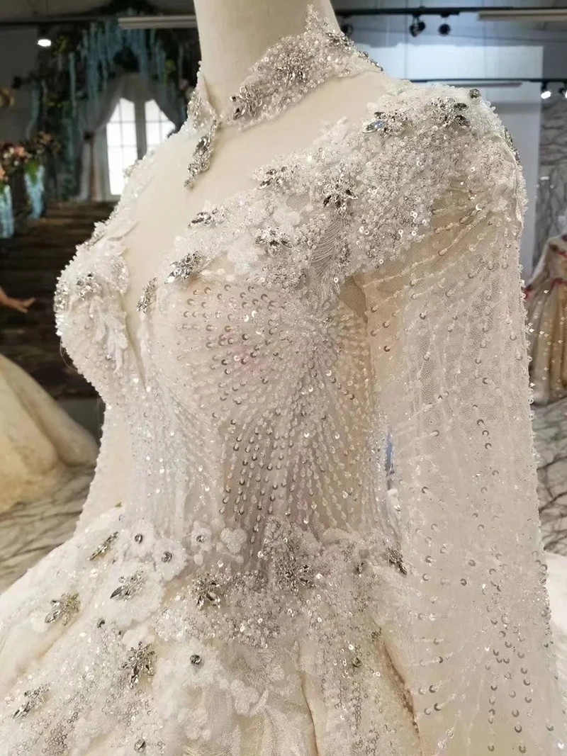 LS11201 Luxury Muslim Wedding Dress High Neck Lace Up Crystal Bridal Dress Wedding Gown Floor Length Pleat Skirt With Train 2021