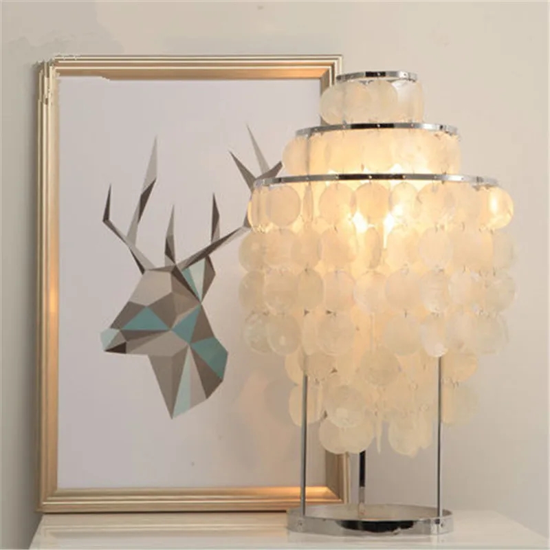 Настольная лампа в стиле модерн Раковины Capiz полированный хром Настольный