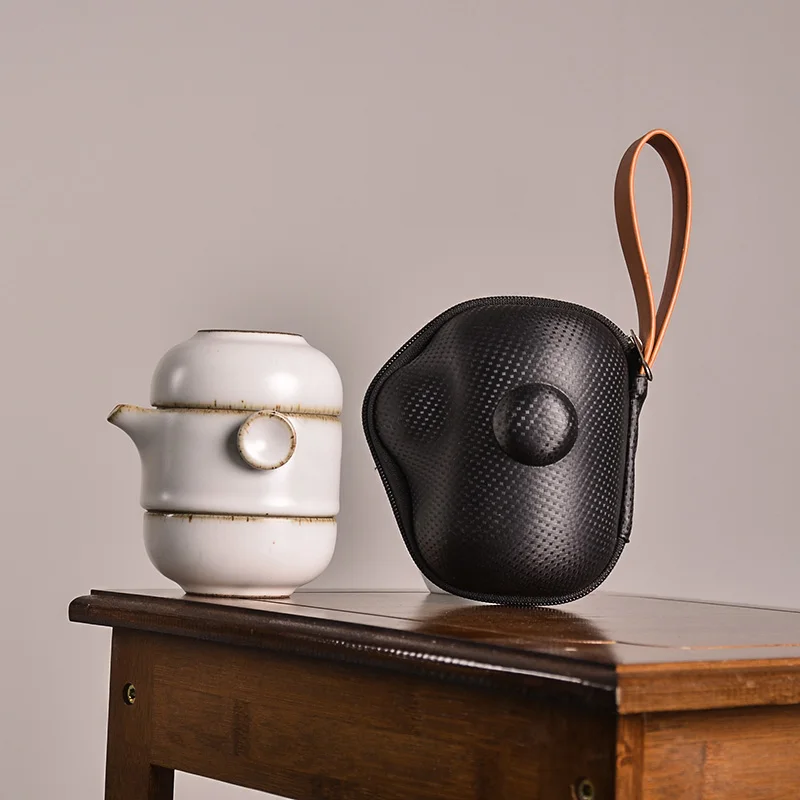 Белый TANGPIN керамический чайник, чайники gaiwan с 2 чашками для пуэр, набор чайников, портативный дорожный чайный набор, посуда для напитков - Цвет: Белый