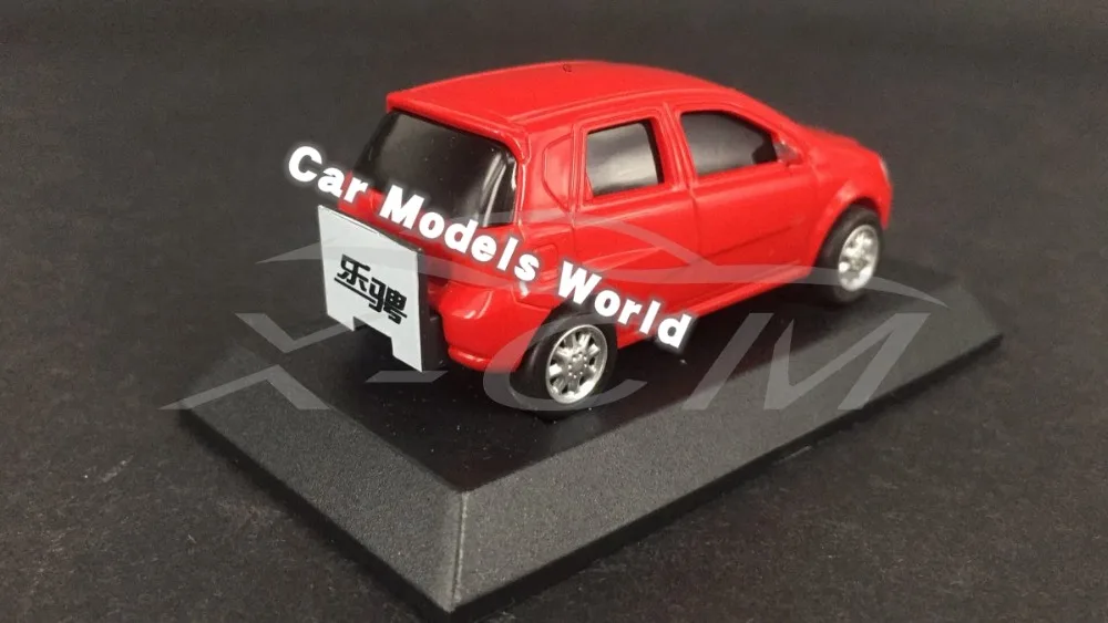 Пластиковый игрушечный автомобиль для Aveo 1:64 (красный) может оттягиваться