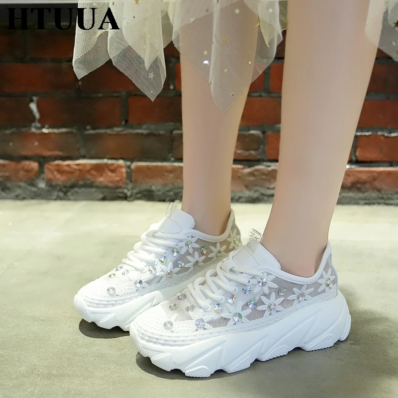 HTUUA модный дышащий сетчатый с вышивкой из страз желтые белые кроссовки Женская