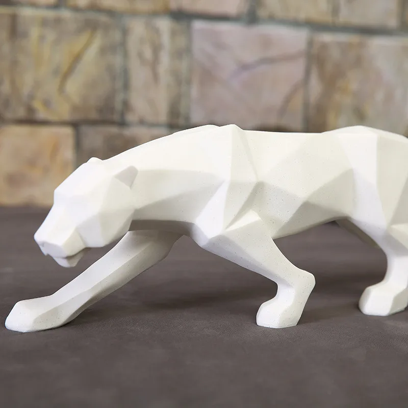 

Abstract Resin Panther Statues Sculpture Geometric Resin Leopard Statue Home Decor Creative Gift Craft Ornament Accessories