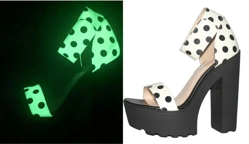 Босоножки из люминесцентного материала с узором в горошек обувь на платформе для