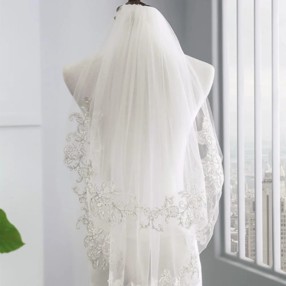 2017 короткие фаты с жемчугом Кружево дешевые импортированы серебро Нитки цветок