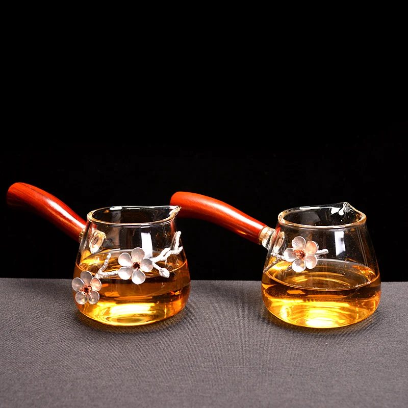 

Wooden Handle Glass Fair Cup Heat Resistant Transparent Tin Flower Decoration Fair Cups Kung Fu Tea Set Tea Ceremony Accessories