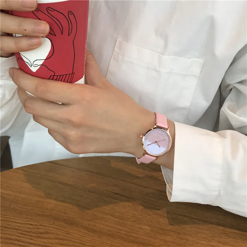 Женские кварцевые часы с отстроченным циферблатом в ретро стиле 2018|gift gifts|gift womengift