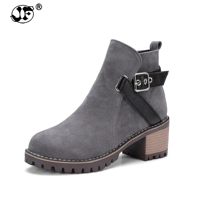 

Large Size 33-43 Martin Boots Women Shoes Woman Slip On Square Heels Winter Ankle Boots Leisure Black Girls Footwear 786ko