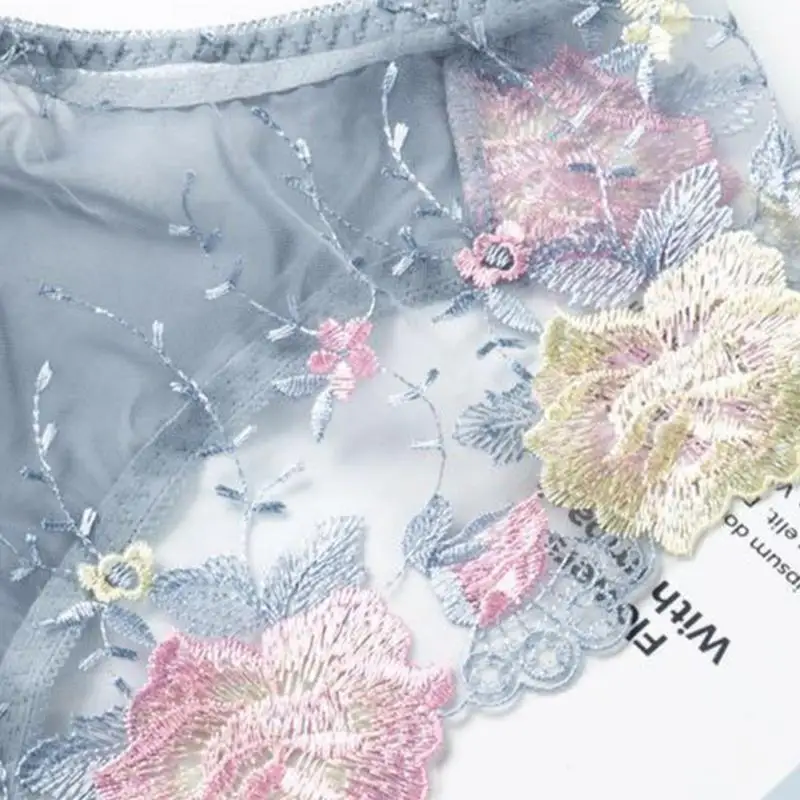 Женское кружевное прозрачное вышитое нижнее белье, Очаровательные трусы с рисунком цветов для женщин