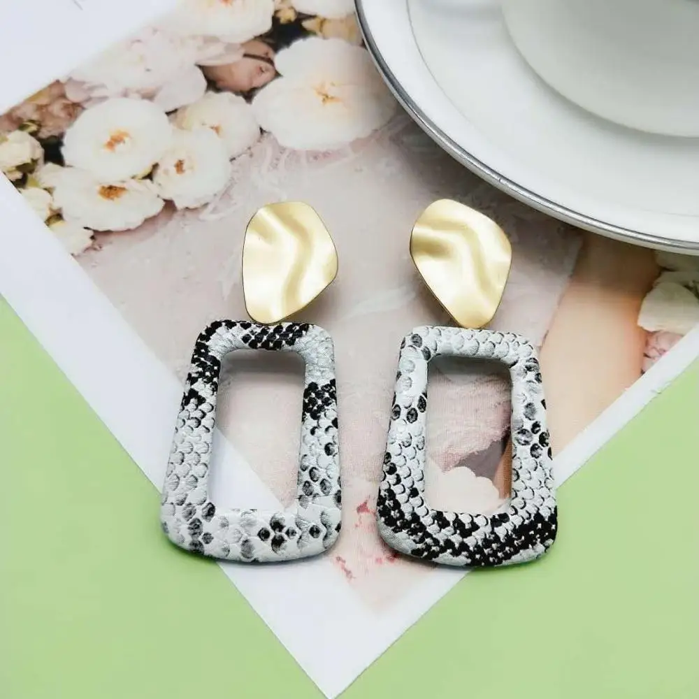 TRENDY WOMEN EARRINGS MATTE GOLD COLOR PLATING GOOD QUALITY SQUARE LEATHER PENDANT EARRING | Украшения и аксессуары