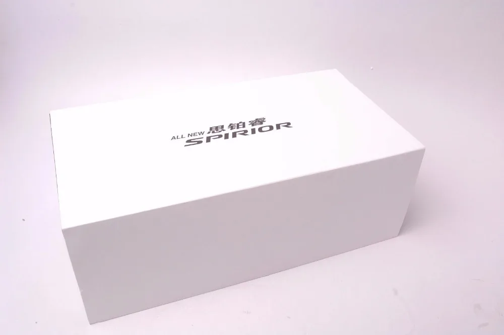 1:18 литья под давлением модель для Honda Spirior Accord Европа черный Седан сплав игрушечный автомобиль миниатюрная коллекция подарки Ван