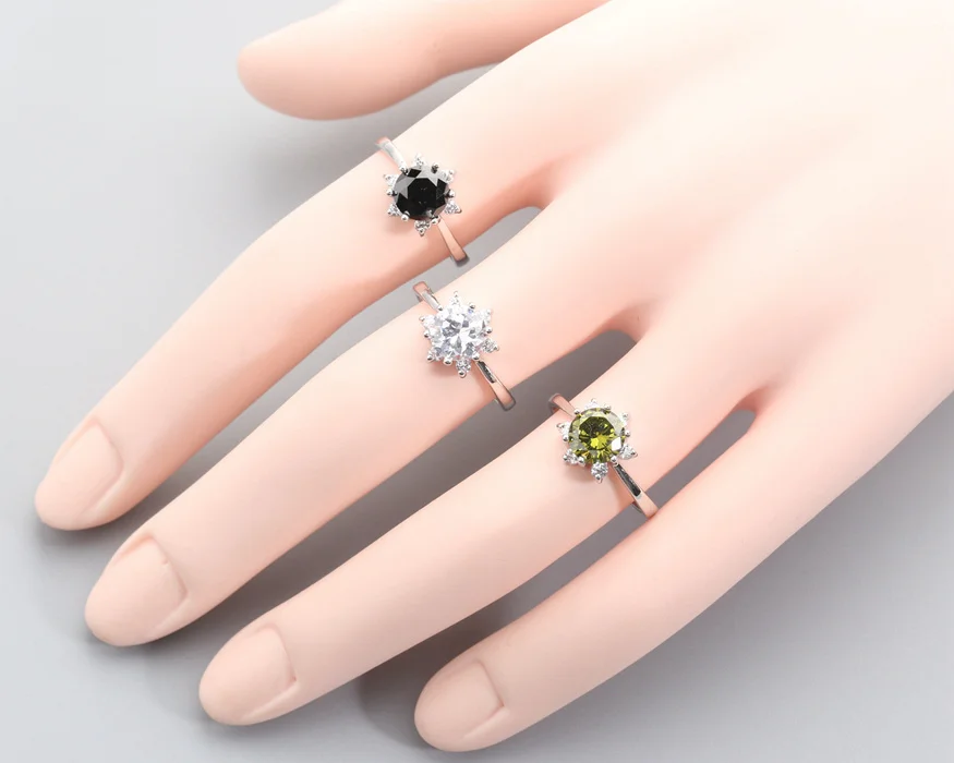 Женское серебряное кольцо с полудрагоценным камнем хорошего оливина 7*7 мм Q1893|silver