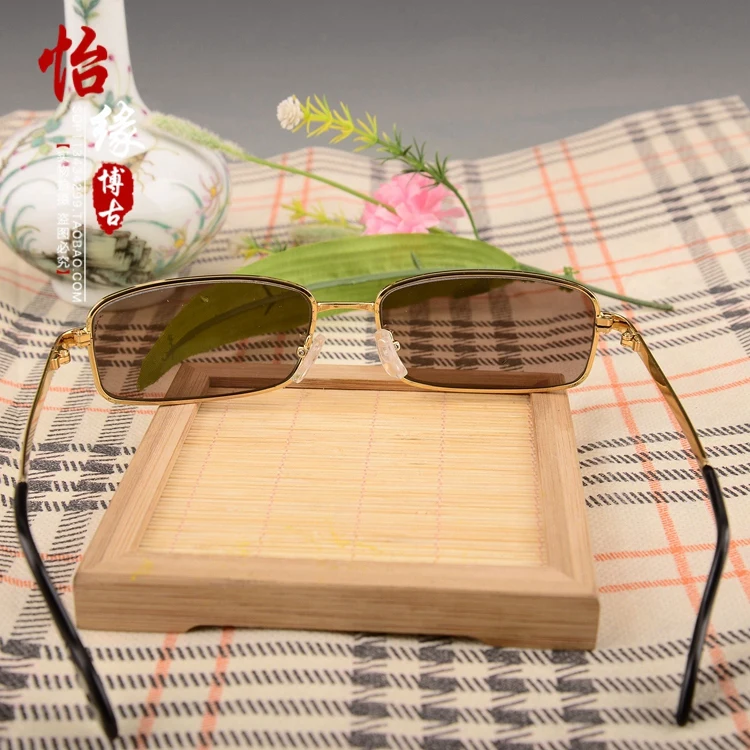 Солнцезащитные очки в оправе из чистой меди с натуральными кристаллами стиле