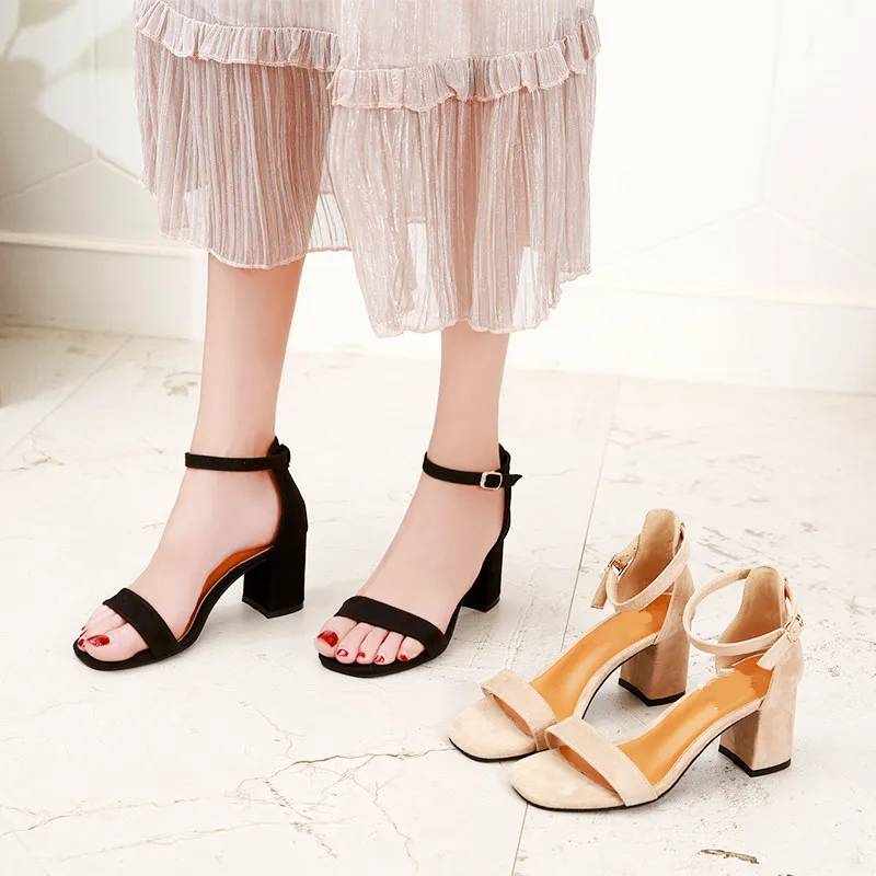 Женские летние сандалии-гладиаторы офисные туфли на высоком каблуке с ремешком и