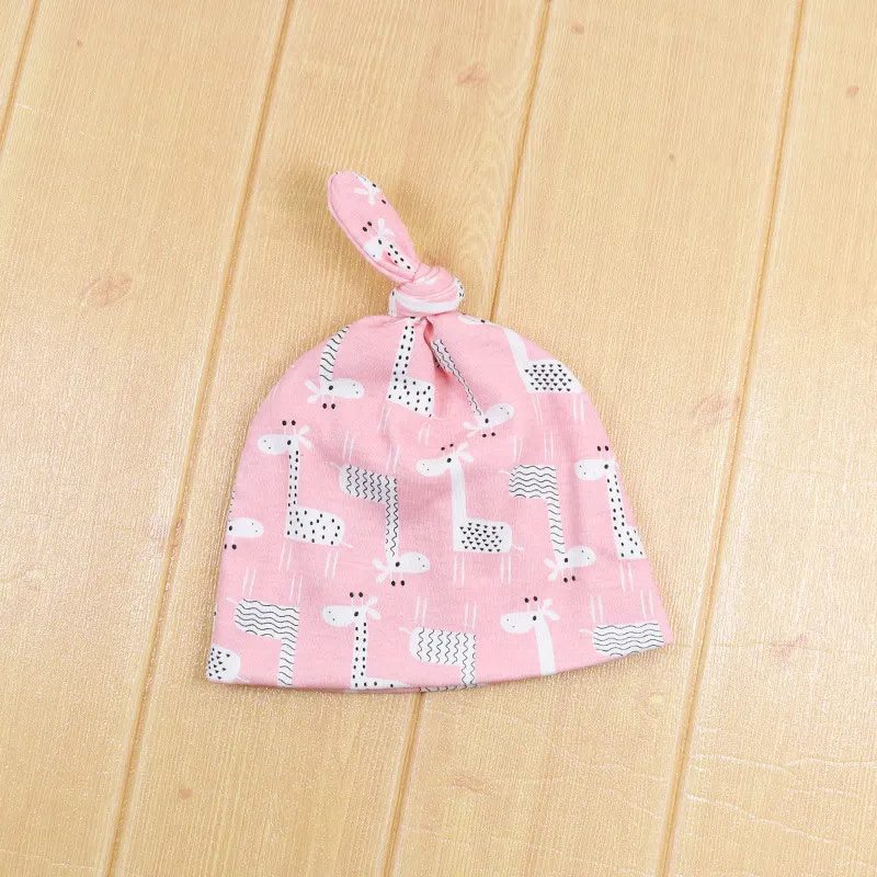 pink giraffe Хлопковые шапочки для детей шапки и кепки s для 0-12 месяцев Шапочка-бини с мультяшным рисунком зимняя шапочка для новорожденных детей шляпы для мальчиков и девочек аксессуары - Цвет: pink giraffe