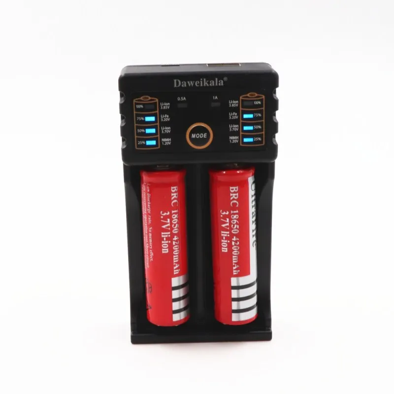 Новинка 18650 Батарея 3,7 V 4200 MAH литий-ионная аккумуляторная батарея фонарик+ 1 шт зарядное устройство