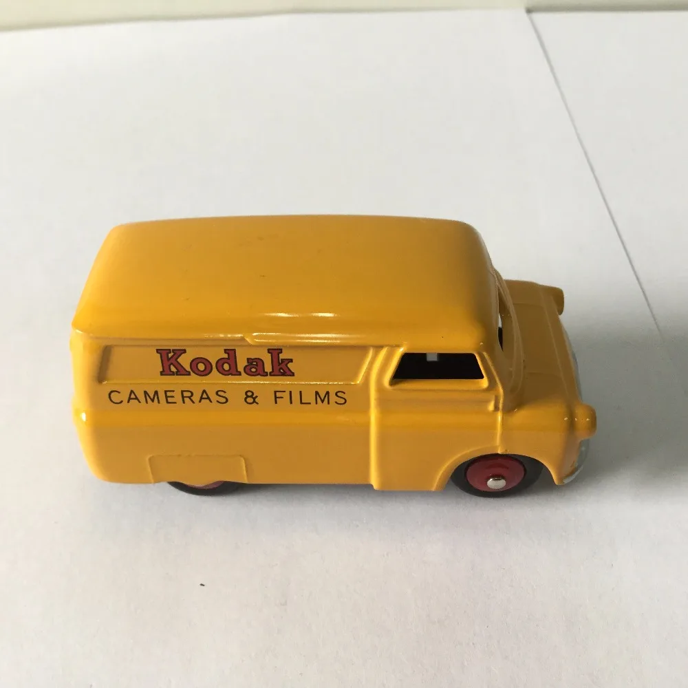 Динки Игрушечные лошадки 480 Bedford 10 cwt Atlas Ван Kodak 1:43 камеры и фильмы оранжевый