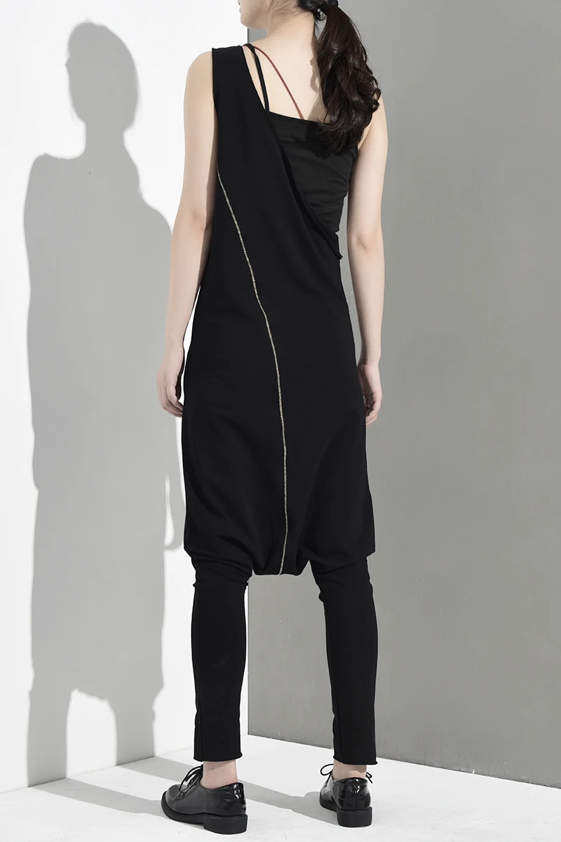 [EAM] New Autumn Winter High Waist Ling Split Joint One Shulder Loose Long Pants Women Jumpsuit Fashion Tide LA9150