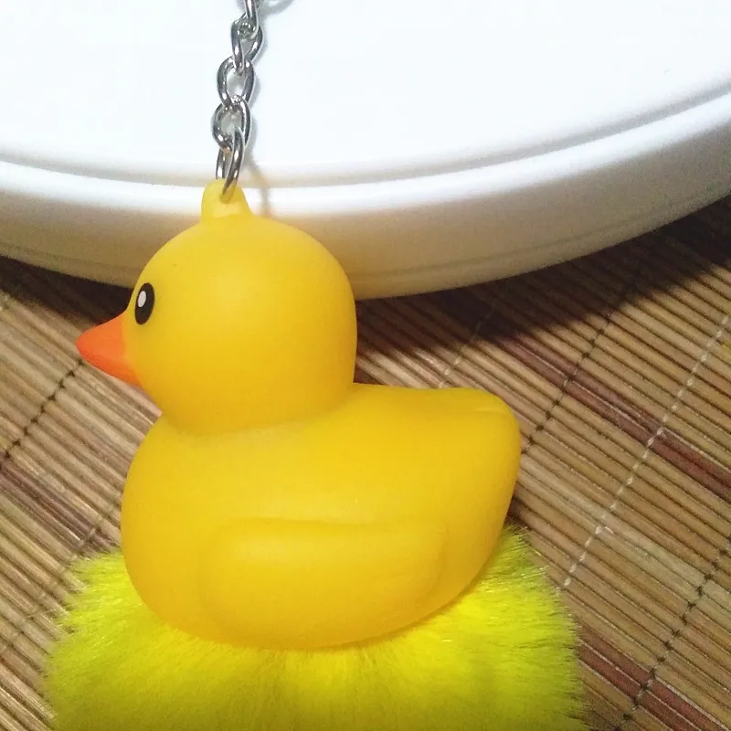 Высокое качество BathDuck брелок с помпонами из мультфильмов брелоки животными 3D