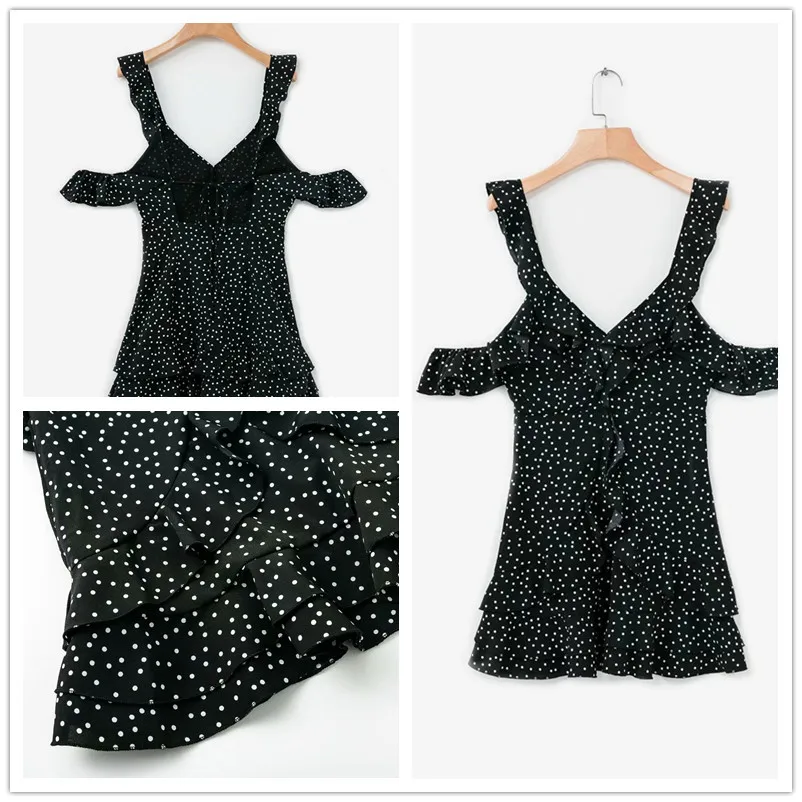 Сексуальное платье в горошек с оборками и открытыми плечами Черное мини стиле