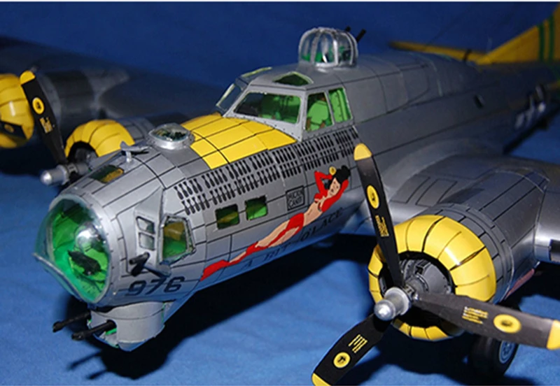 Вызов Практическая возможность 1/48 66 см x 48 B 17G air fortress bomber Бумажная модель