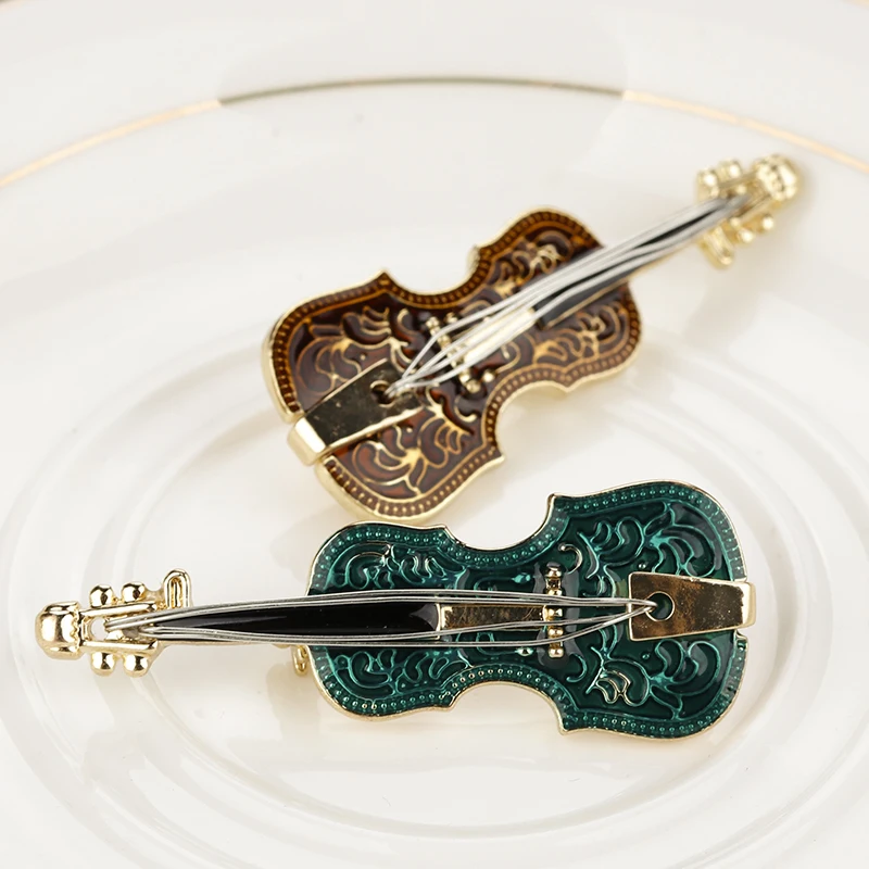 Amorcome Elegant Violin Shaped Enamel Brooches For Women Party Wedding Musical Instruments Gold Color Metal Pin Brooch Jewelry