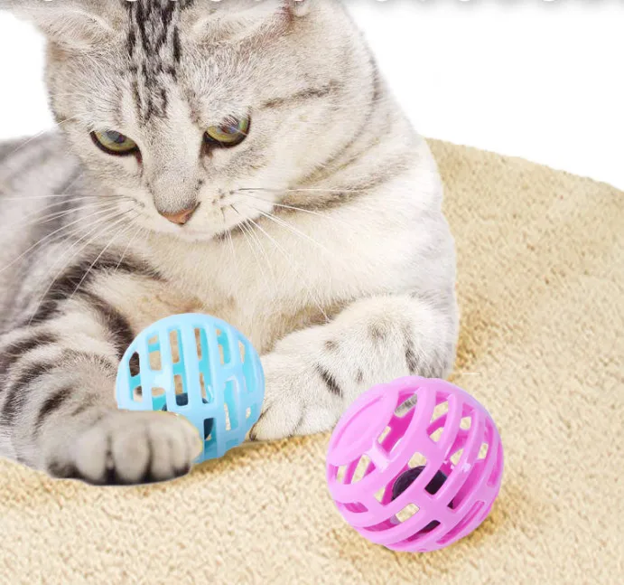 

0,49 долларов США/шт., игрушки для домашних кошек, котят, игровые игрушки, пластиковые шарики с колокольчиком, голубой, розовый, 20 шт./лот