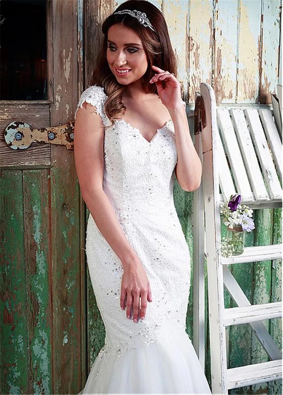 Великолепный Тюль Милая декольте Русалка Свадебные платья с блестками Кружева