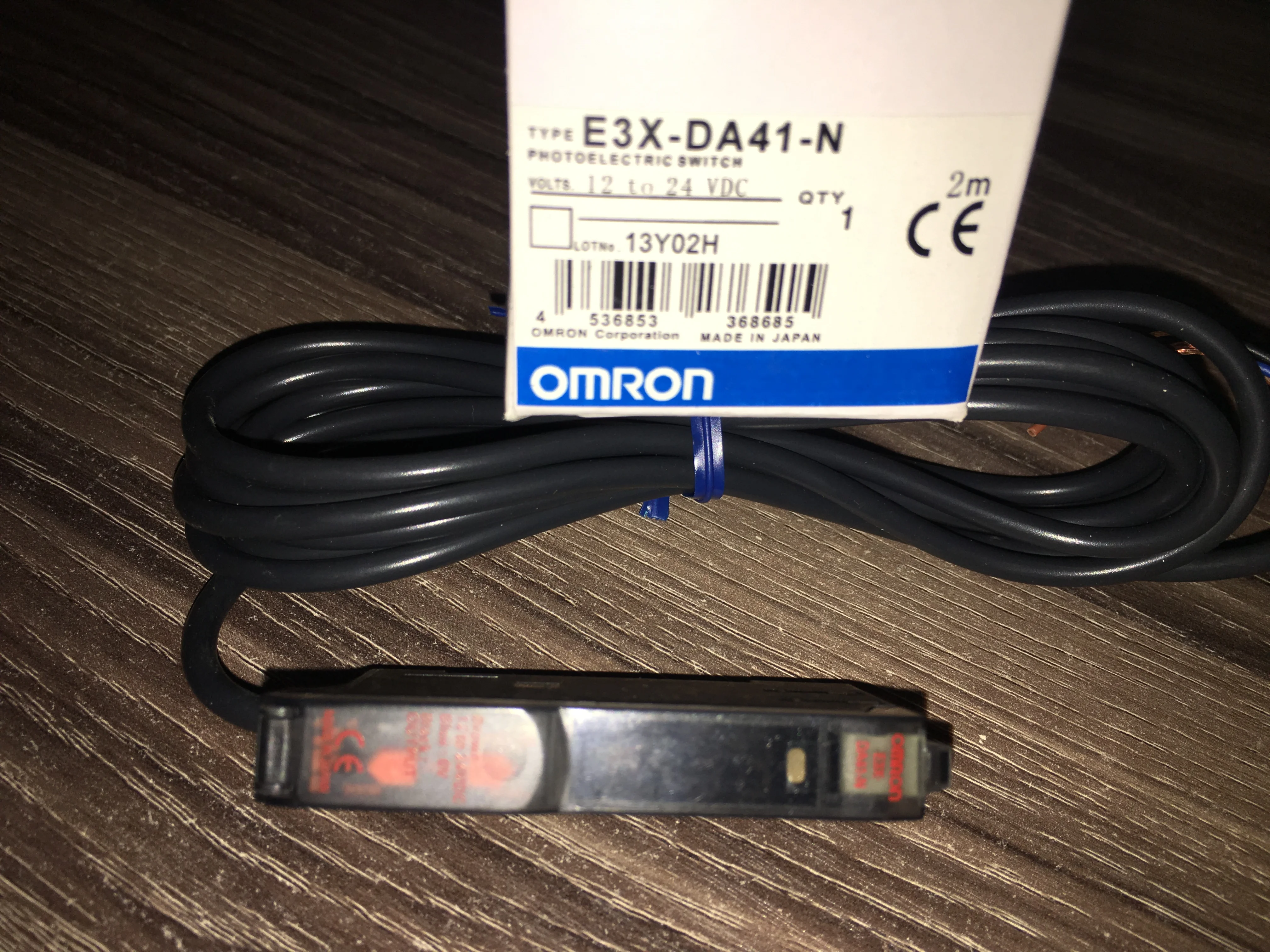 

Photoelectric switch E3X-DA41-N fiber amplifier OMRON 12 TO 24VDC