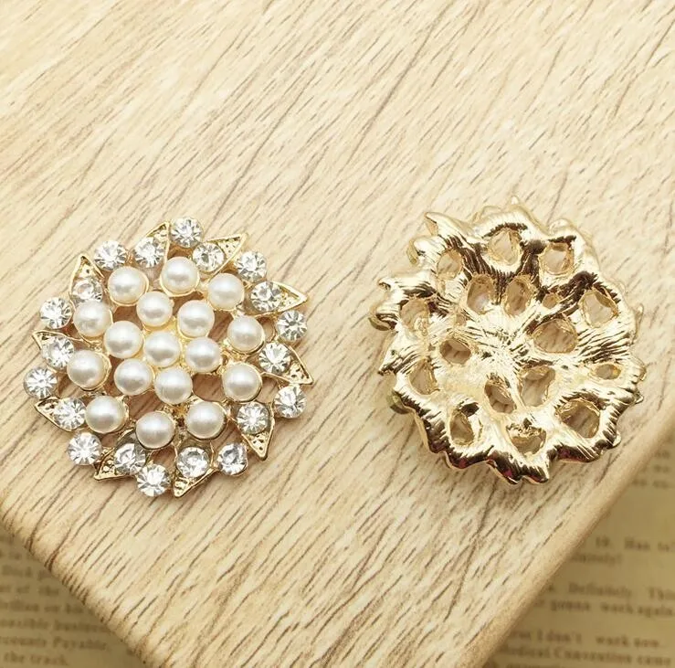 32*32mm 10pcs/lot Crystal Rhinestone Shank Buttons Sewing Alloy DIY Wedding Clothing Accessories shell Bow Hair Embellishment | Дом и сад