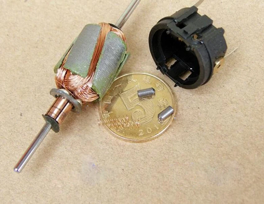 Компенсированная углеродная щетка Наклонный ротор DC12V-24V высокий крутящий момент долгий срок службы микро вал двигателя постоянного тока диаметр 2 мм