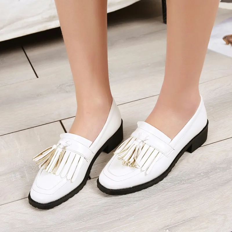 plus size 34-43 fashion Spring Autumn Casual shoes loafers comfortable women Soft Loafers Tassel Ladies Flats Slip-on Driving