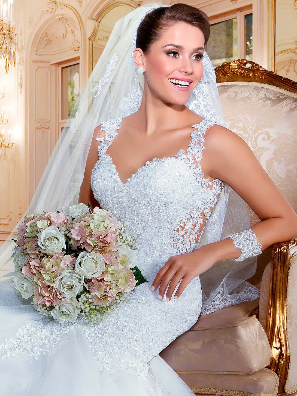 MicBridal 2016 Бесплатная Доставка Cap Рукавом Оболочки Труба Аппликация Плиссе Ruched Люкс