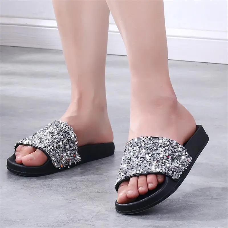 2019 летние женские шлепанцы со стразами пляжные гладиаторы на плоской подошве