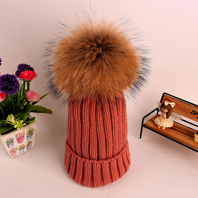 Высокое качество енот Мех мяч помпоном шапочка Шапки Пипидастр твердых
